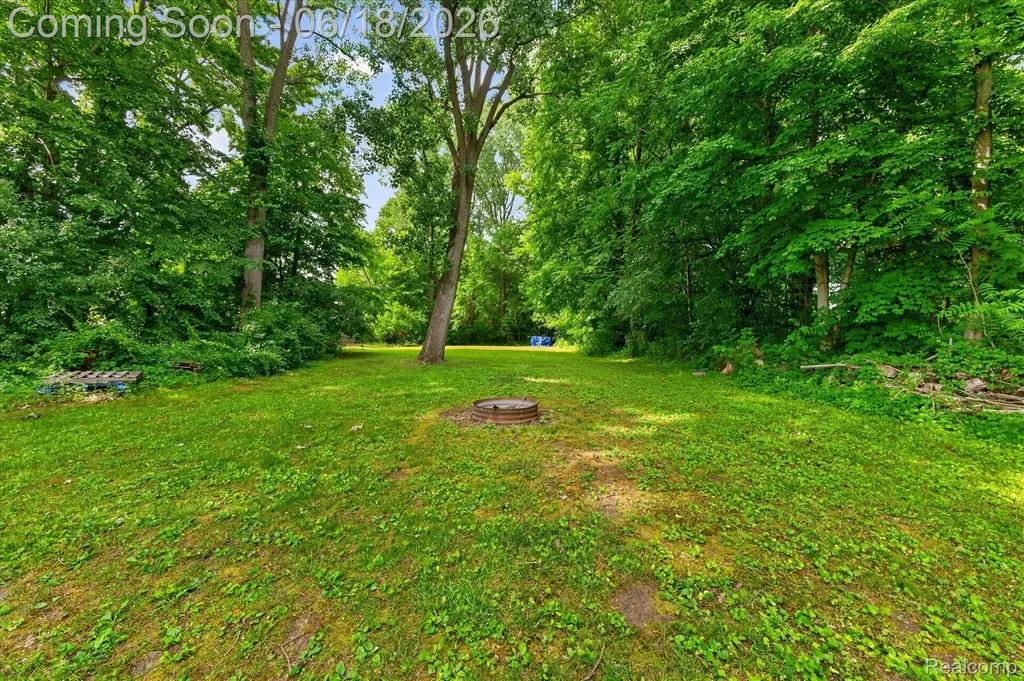 44850 Ecorse Road Van Buren Charter Township MI 48111