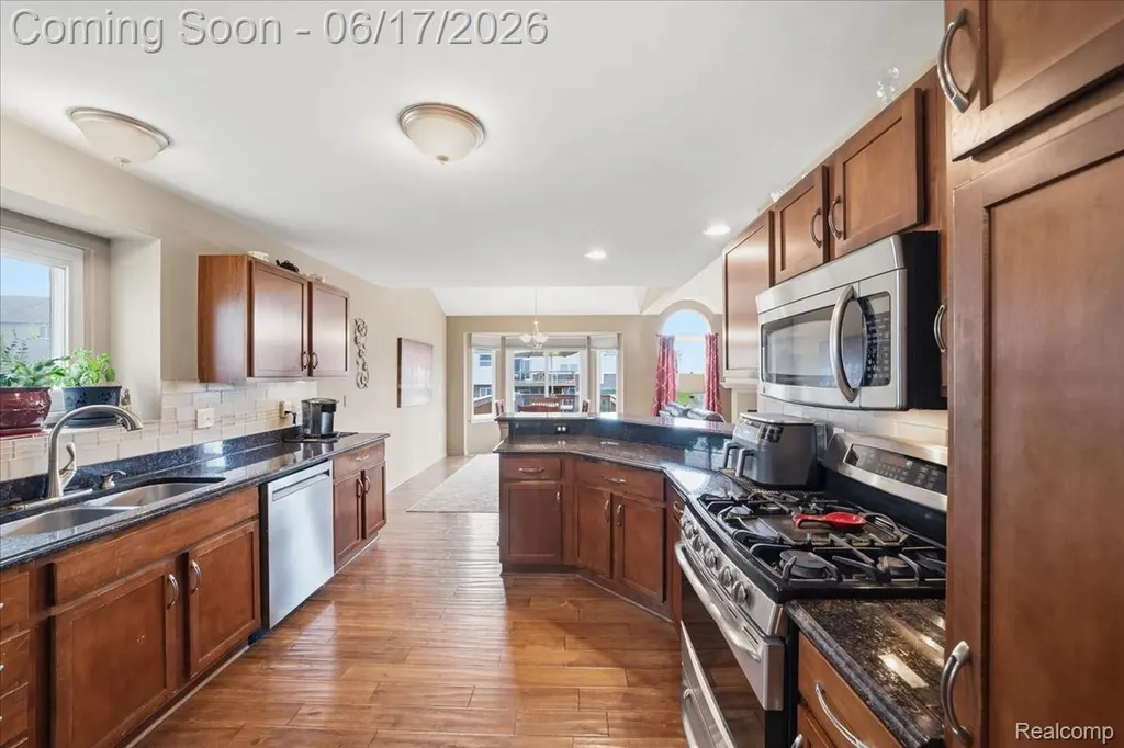 57549 Windmill Pointe Lyon Charter Township MI 48165