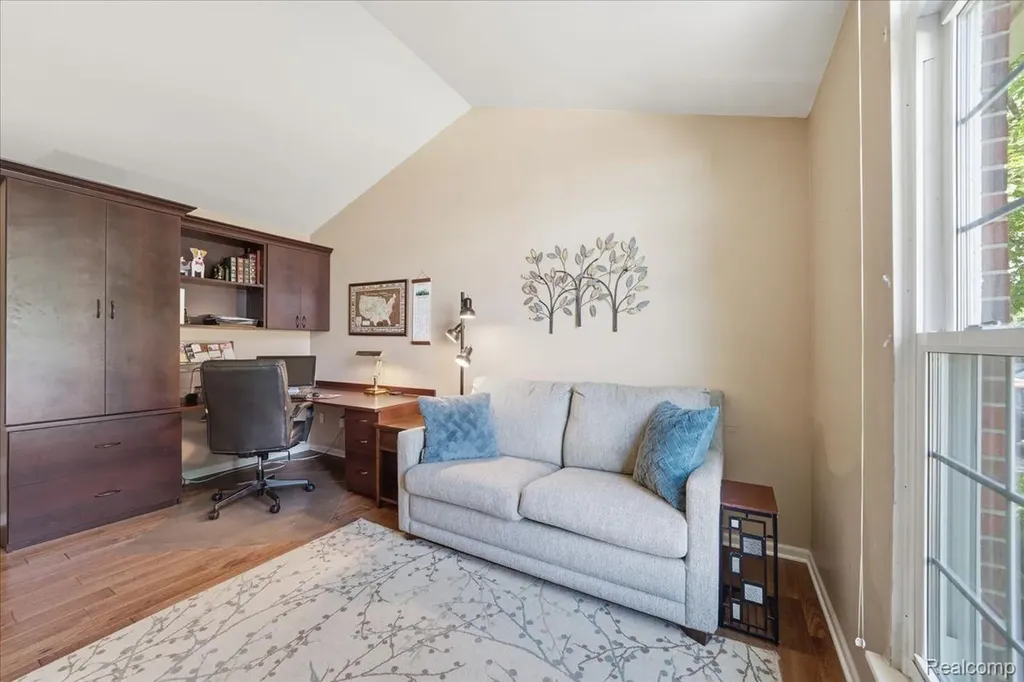 57549 Windmill Point Lyon Charter Township MI 48165