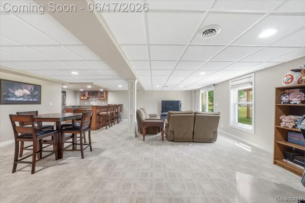 57549 Windmill Pointe Lyon Charter Township MI 48165