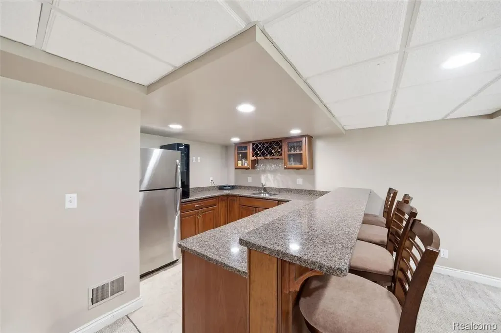 57549 Windmill Point Lyon Charter Township MI 48165