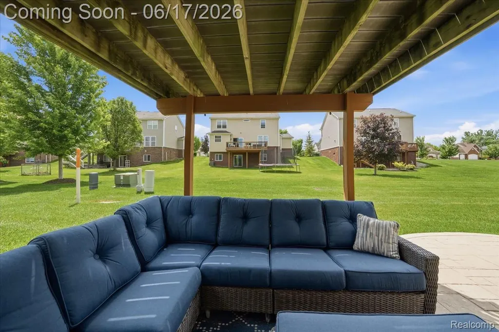 57549 Windmill Pointe Lyon Charter Township MI 48165