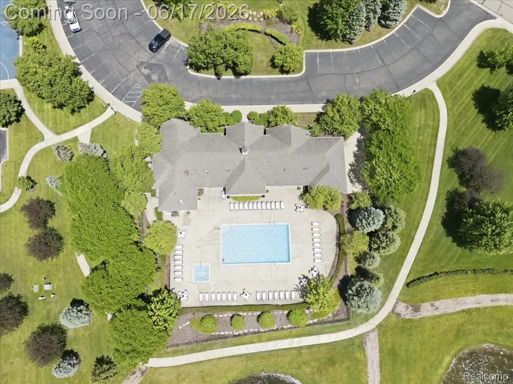 57549 Windmill Pointe Lyon Charter Township MI 48165