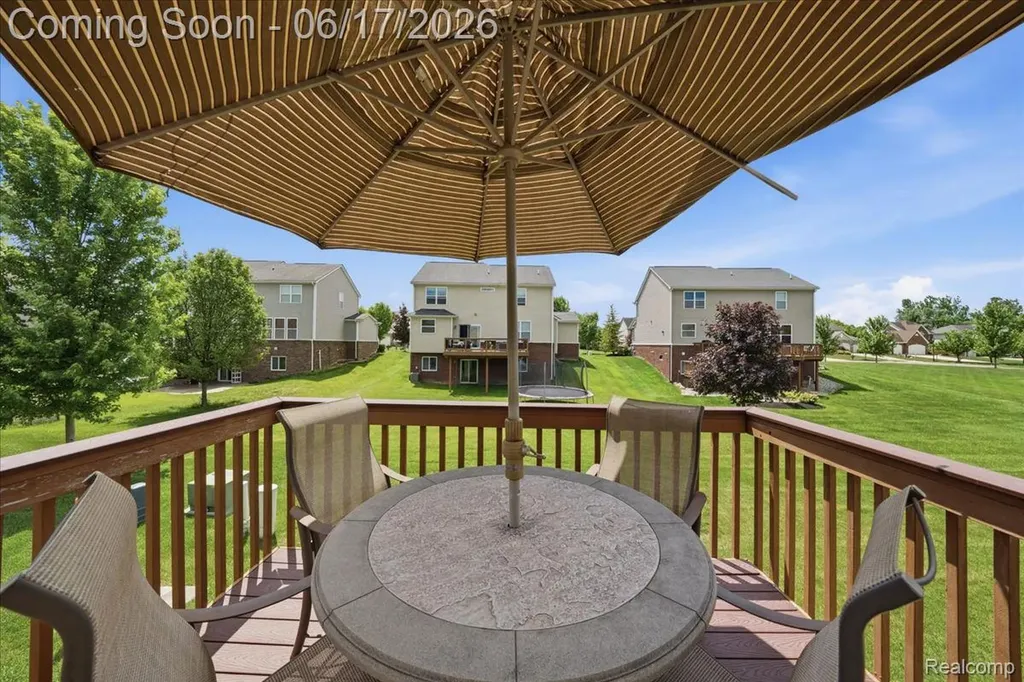57549 Windmill Pointe Lyon Charter Township MI 48165