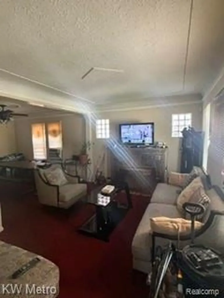 17135 Fielding Street Detroit City MI 48219