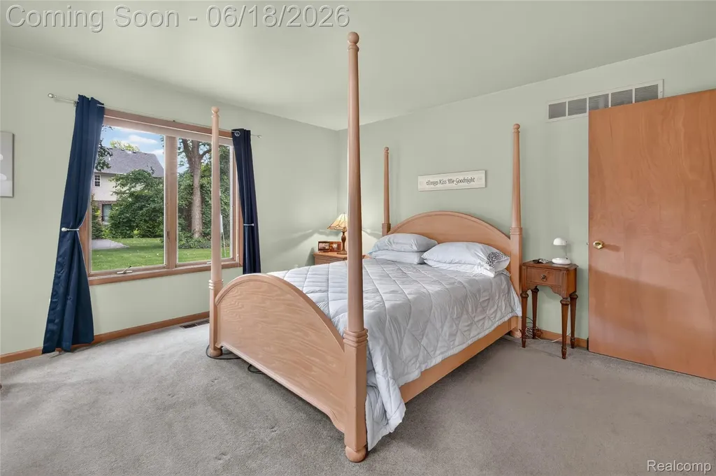 13231 Linda Vista Street Van Buren Charter Township MI 48111