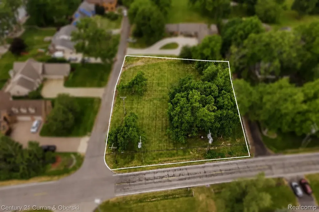 00 Southpointe Grosse Ile Township MI 48138