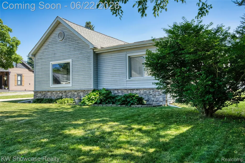 134 2nd Street Lapeer City MI 48455