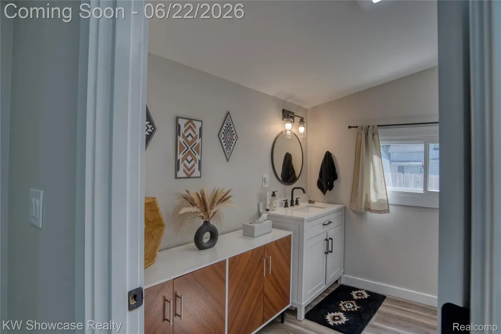 134 2nd Street Lapeer City MI 48455