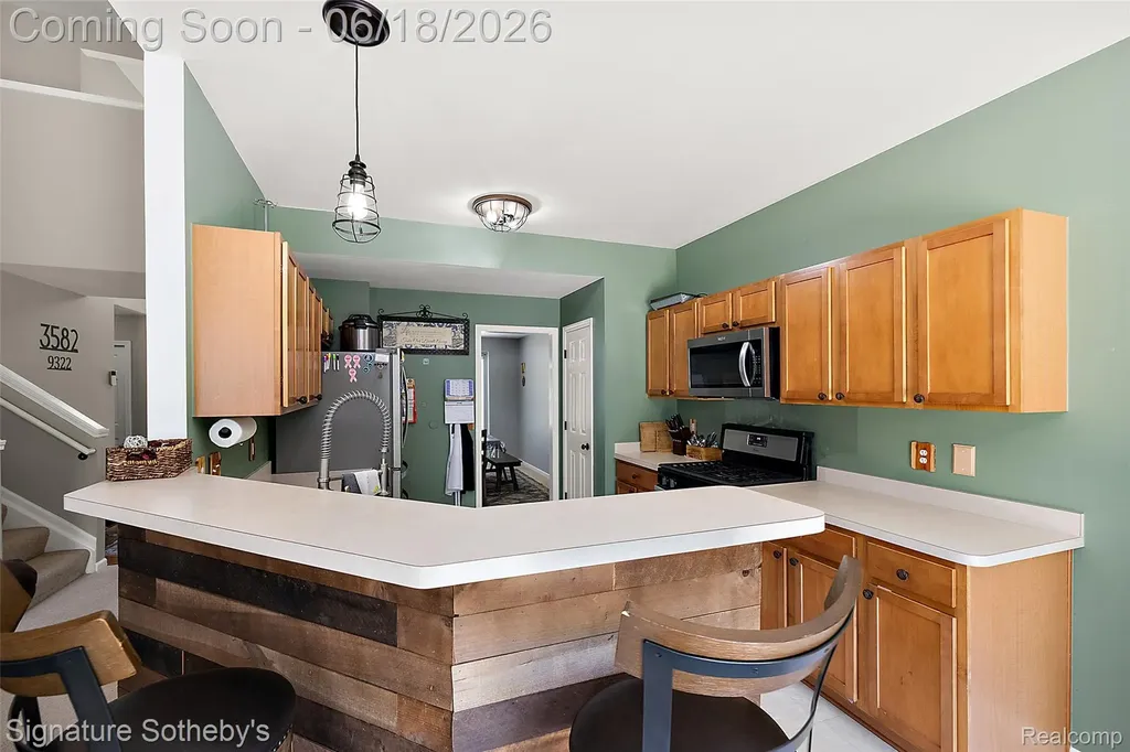 997 River Rock Drive Holly Township MI 48442
