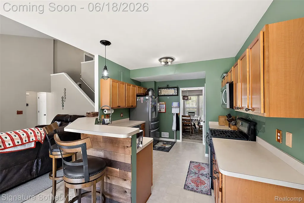 997 River Rock Drive Holly Township MI 48442