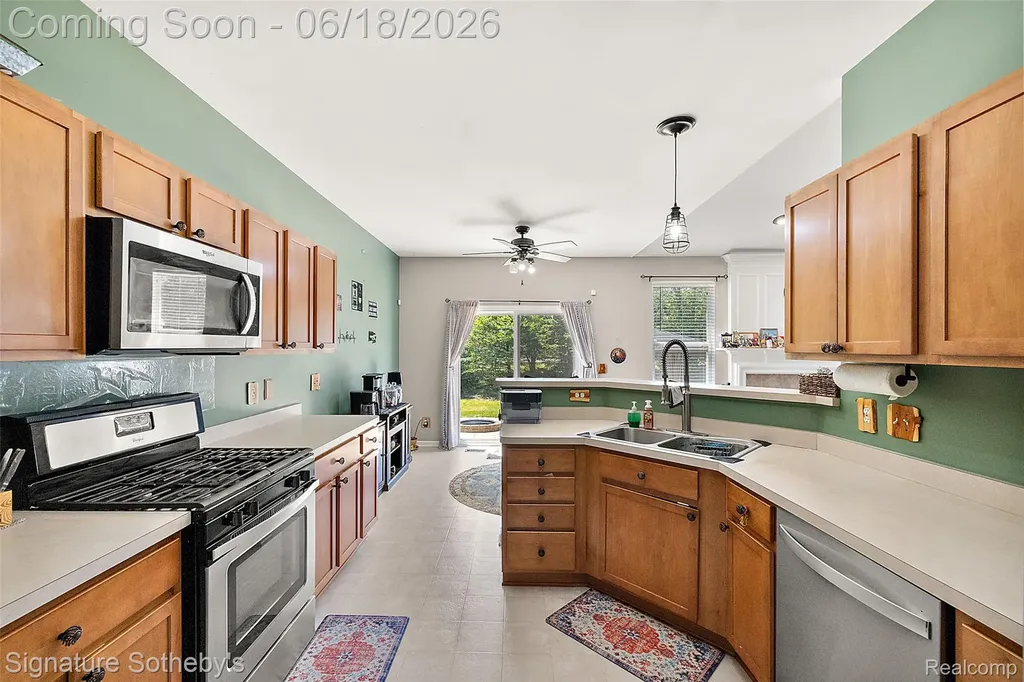 997 River Rock Drive Holly Township MI 48442