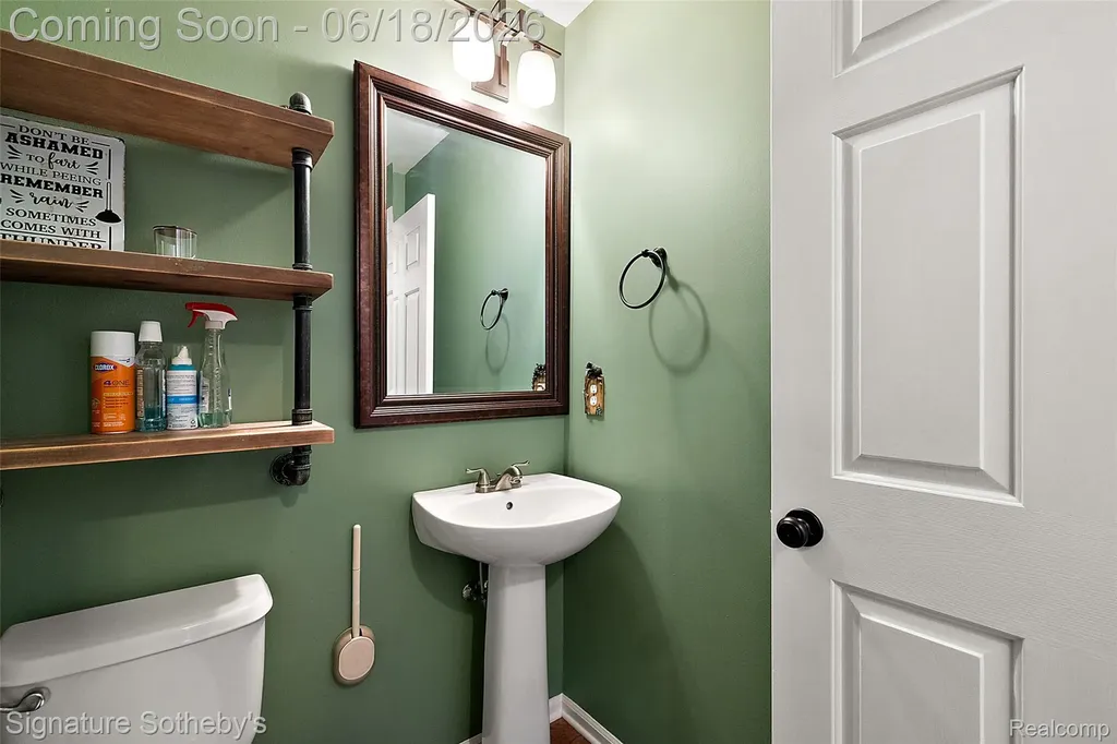 997 River Rock Drive Holly Township MI 48442
