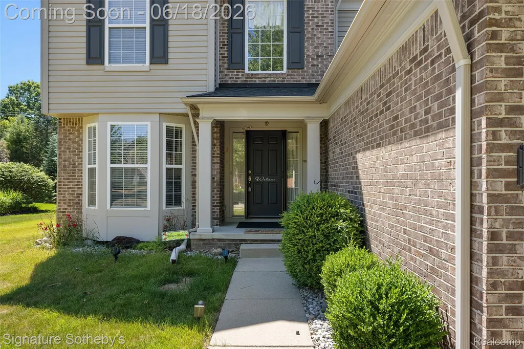 997 River Rock Drive Holly Township MI 48442