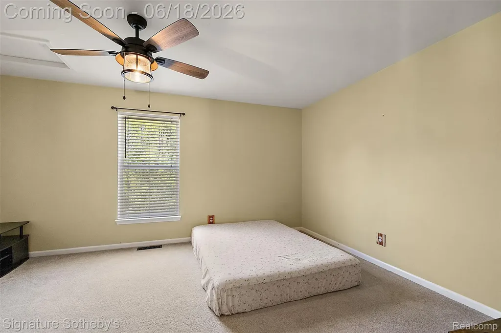 997 River Rock Drive Holly Township MI 48442