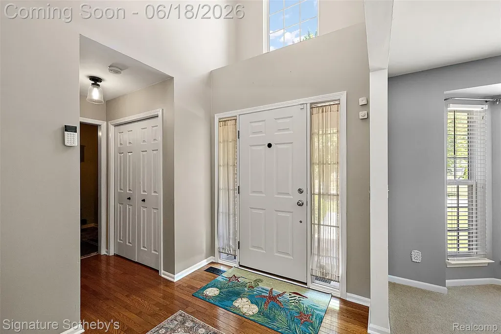 997 River Rock Drive Holly Township MI 48442