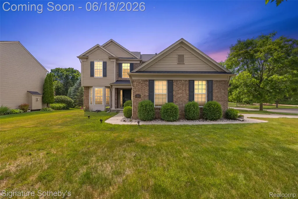 997 River Rock Drive Holly Township MI 48442