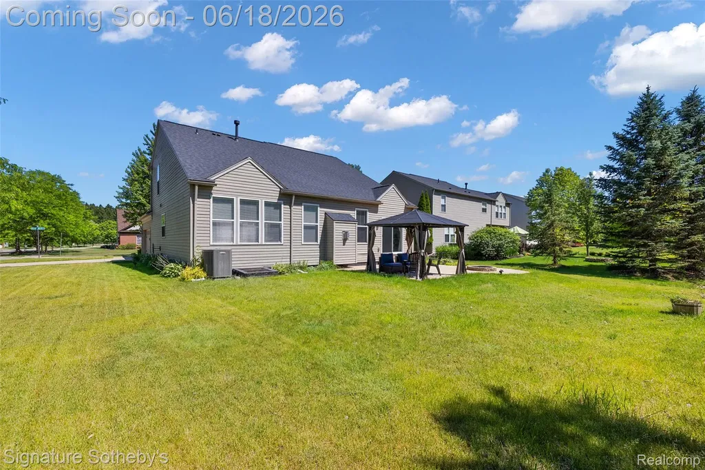 997 River Rock Drive Holly Township MI 48442