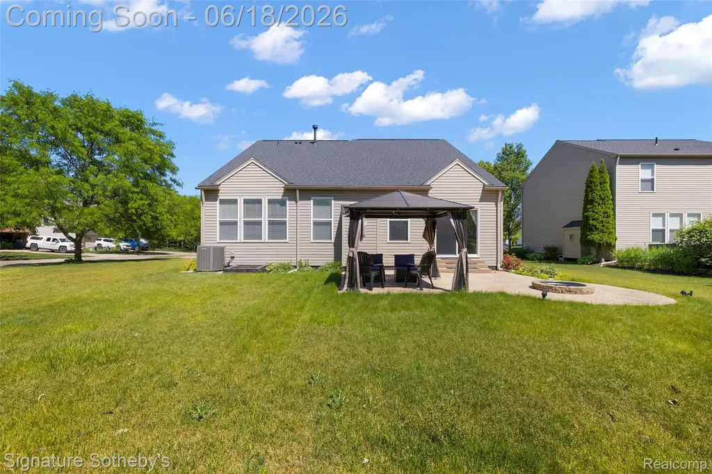 997 River Rock Drive Holly Township MI 48442