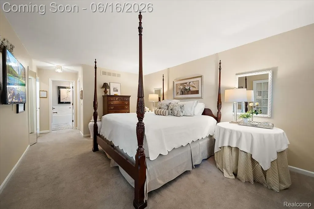 2486 Thistle Pointe Bloomfield Hills City MI 48304