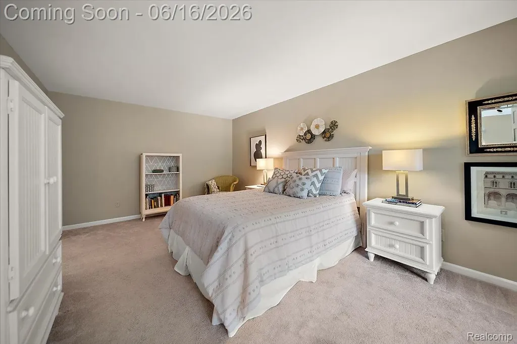 2486 Thistle Pointe Bloomfield Hills City MI 48304