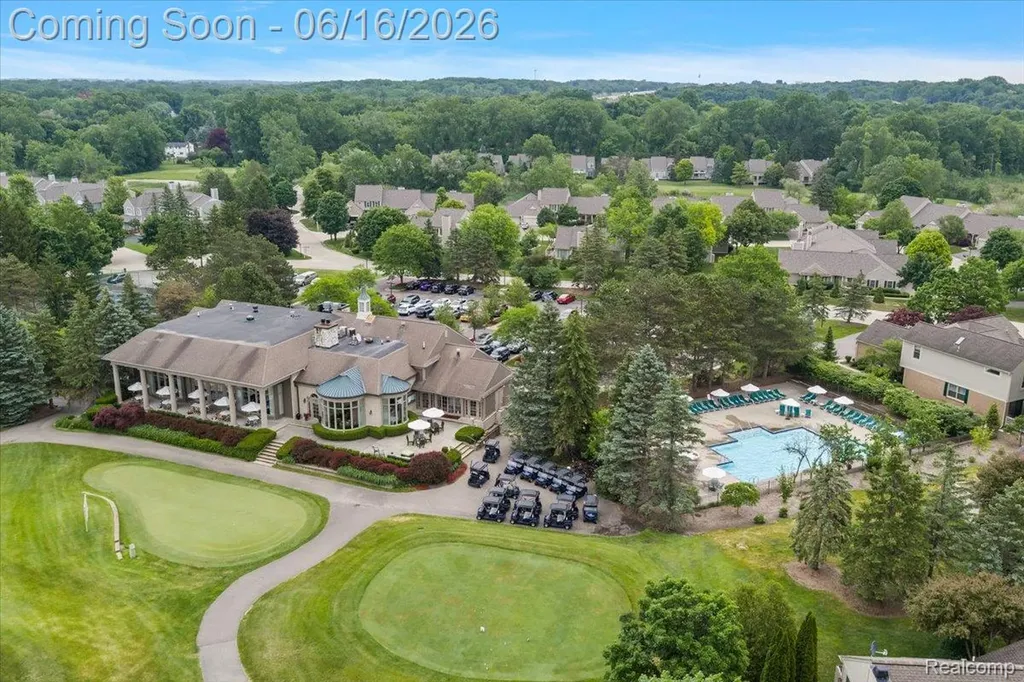 2486 Thistle Pointe Bloomfield Hills City MI 48304