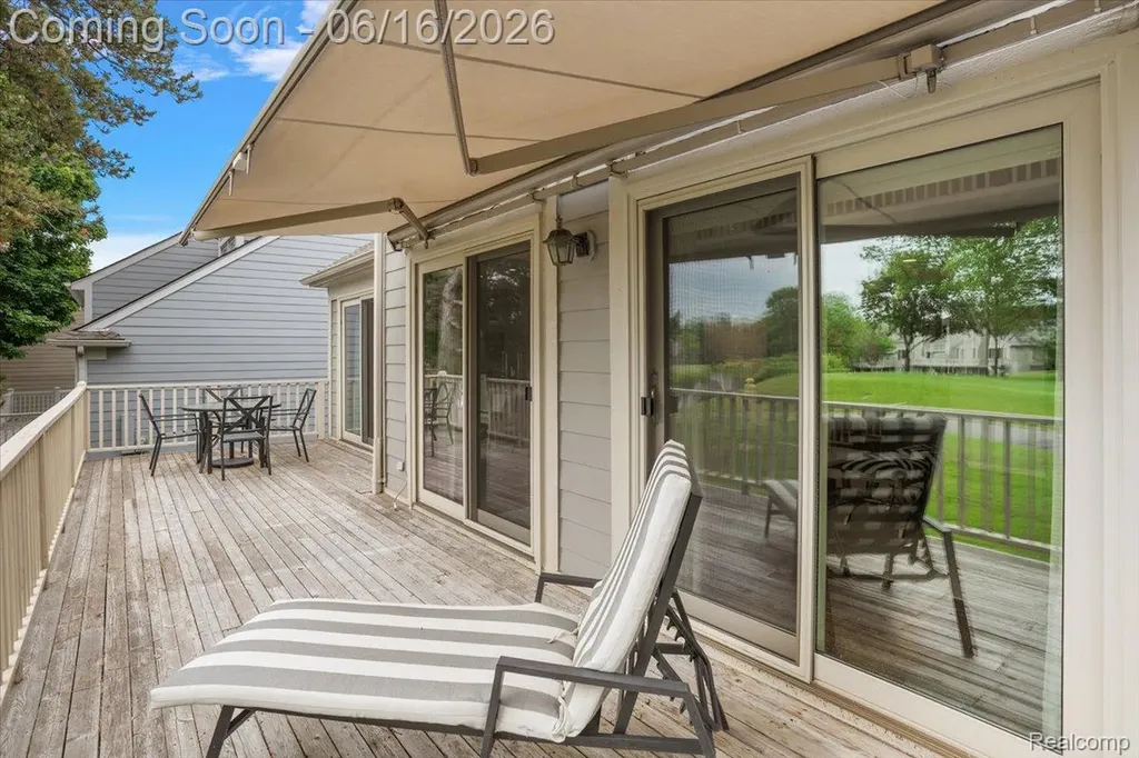 2486 Thistle Pointe Bloomfield Hills City MI 48304