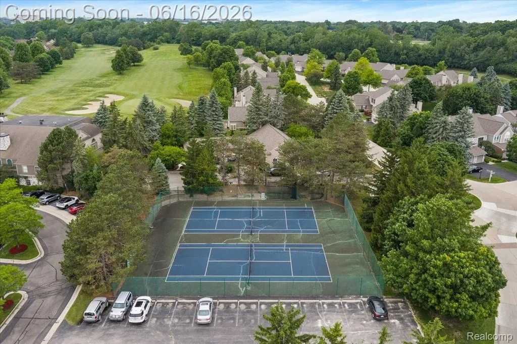 2486 Thistle Pointe Bloomfield Hills City MI 48304