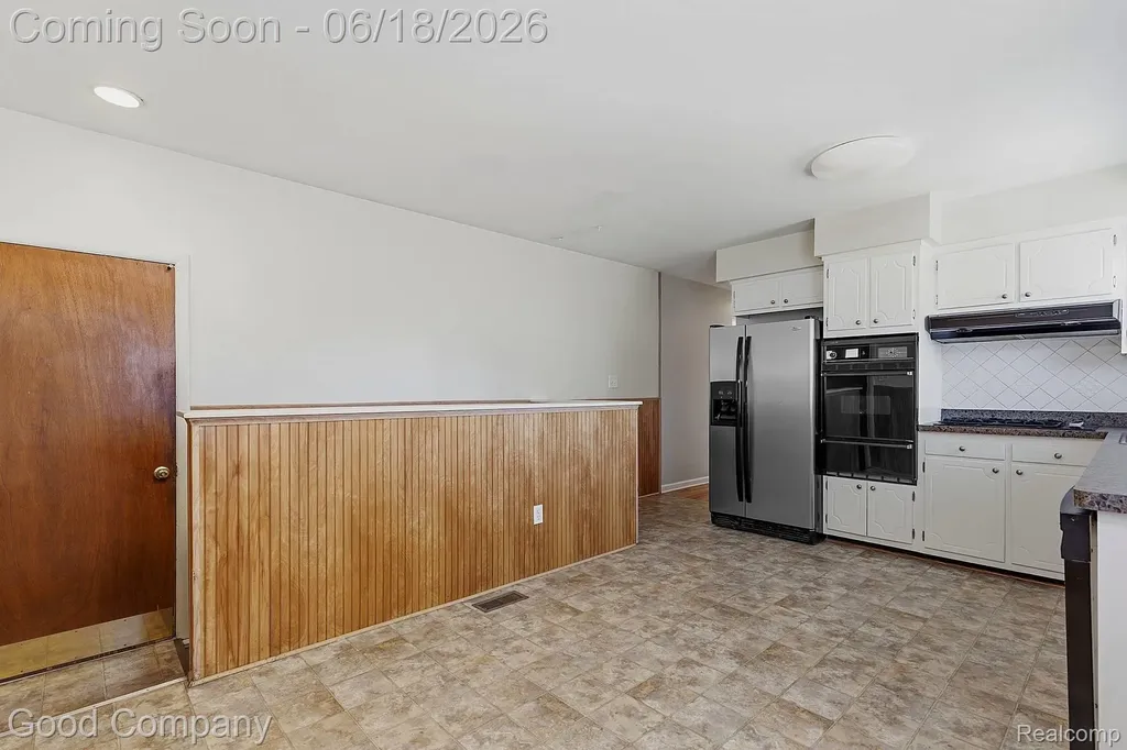 8246 Independence Drive Sterling Heights City MI 48313