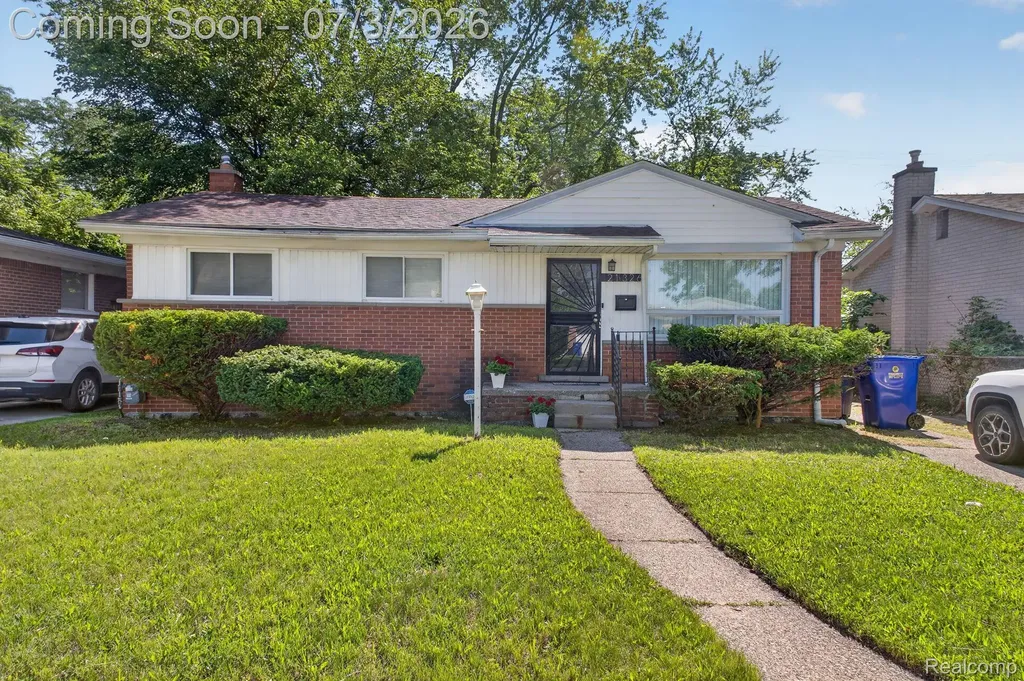 21326 Ithaca Avenue Royal Oak Charter Township MI 48220