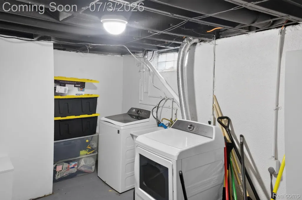 21326 Ithaca Avenue Royal Oak Charter Township MI 48220