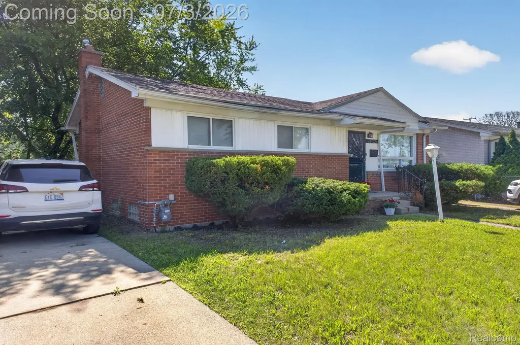 21326 Ithaca Avenue Royal Oak Charter Township MI 48220