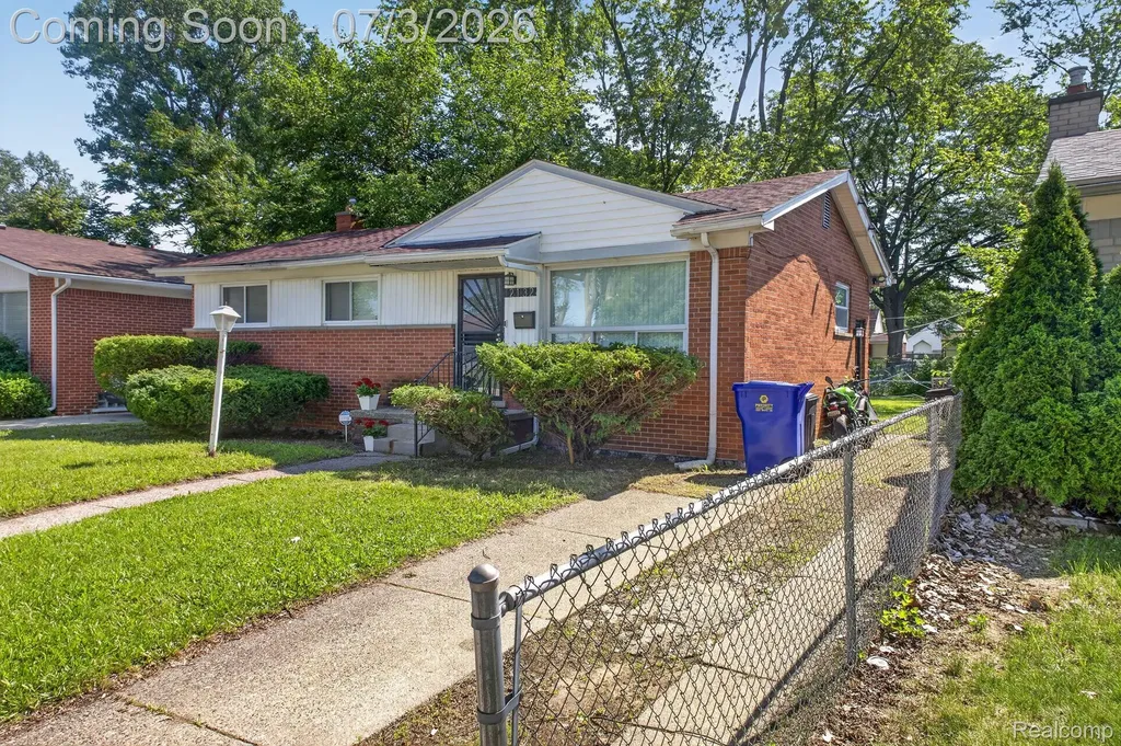 21326 Ithaca Avenue Royal Oak Charter Township MI 48220