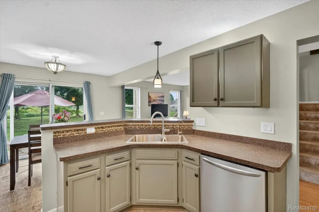 456 Lilly View Court Genoa Township MI 48843