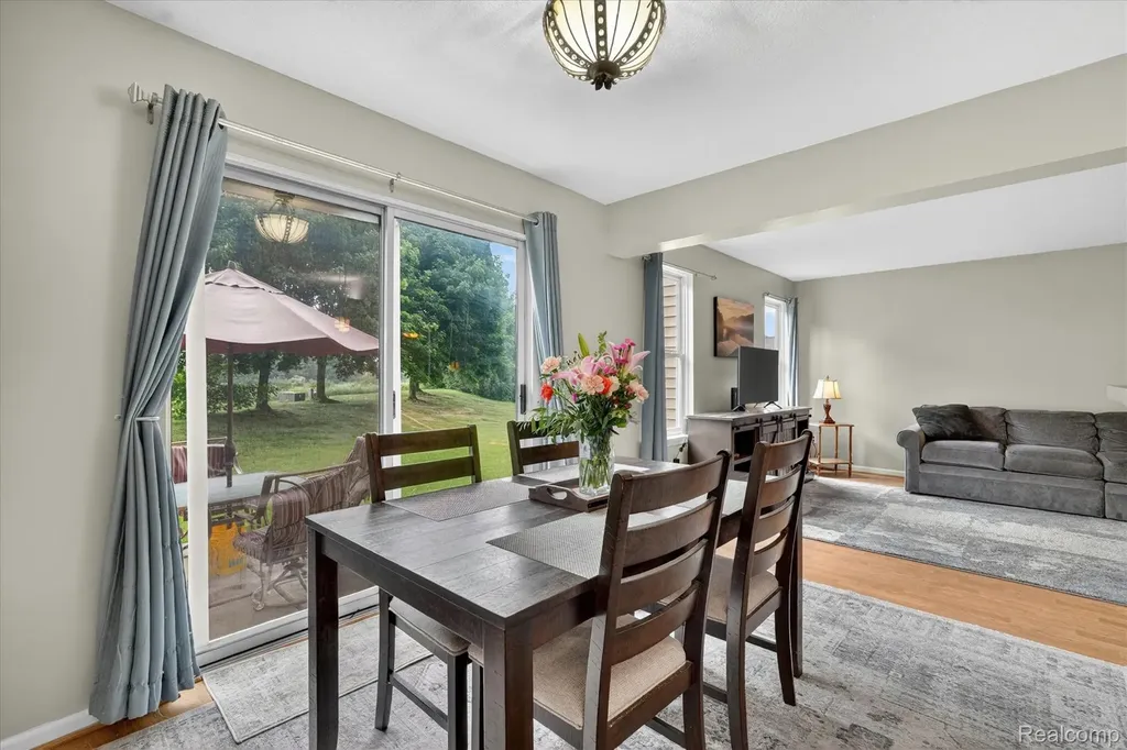 456 Lilly View Court Genoa Township MI 48843