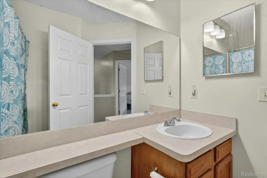 456 Lilly View Court Genoa Township MI 48843