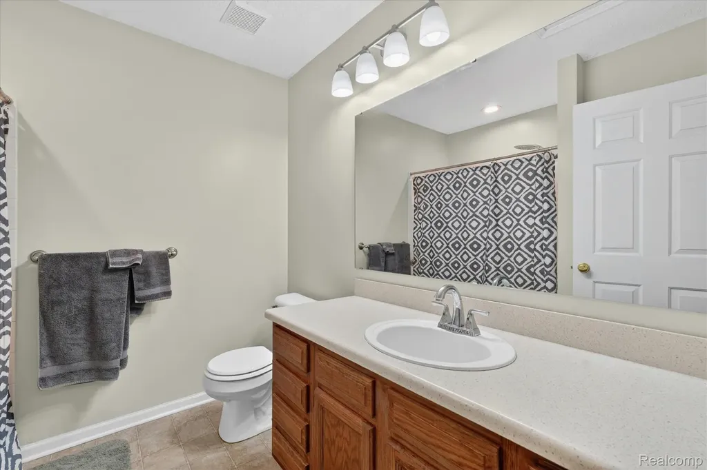 456 Lilly View Court Genoa Township MI 48843