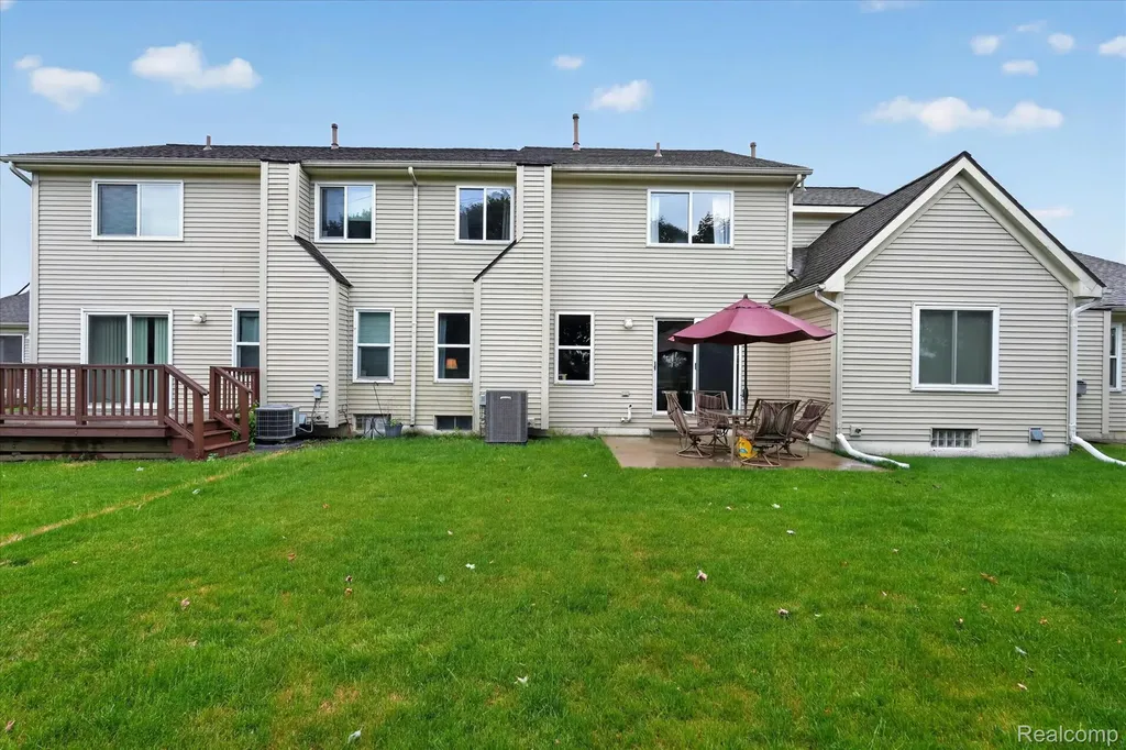 456 Lilly View Court Genoa Township MI 48843