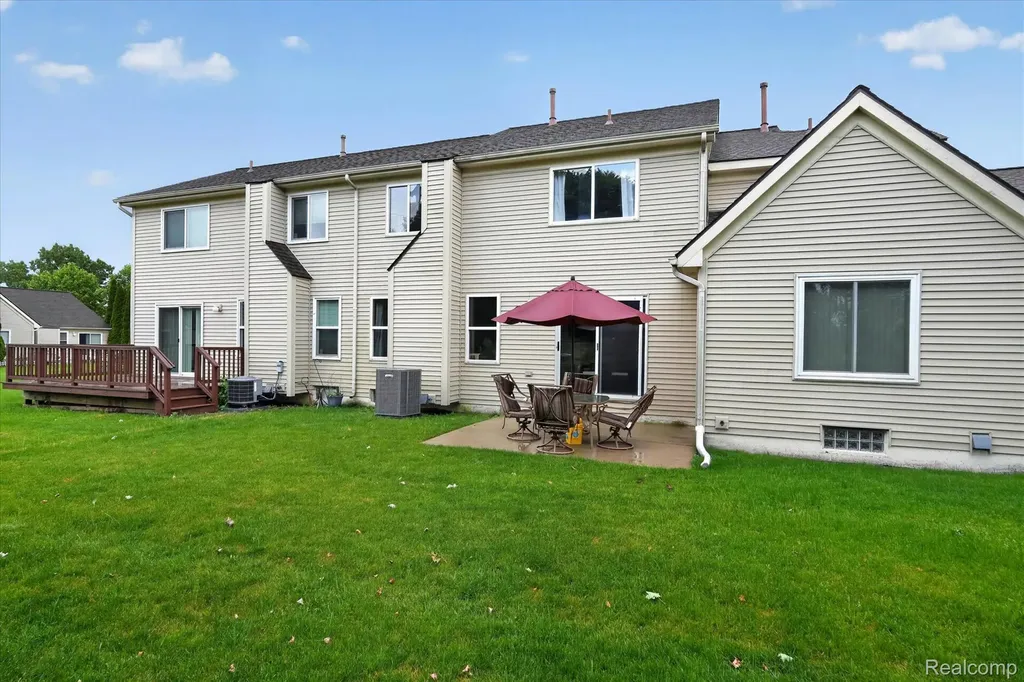 456 Lilly View Court Genoa Township MI 48843