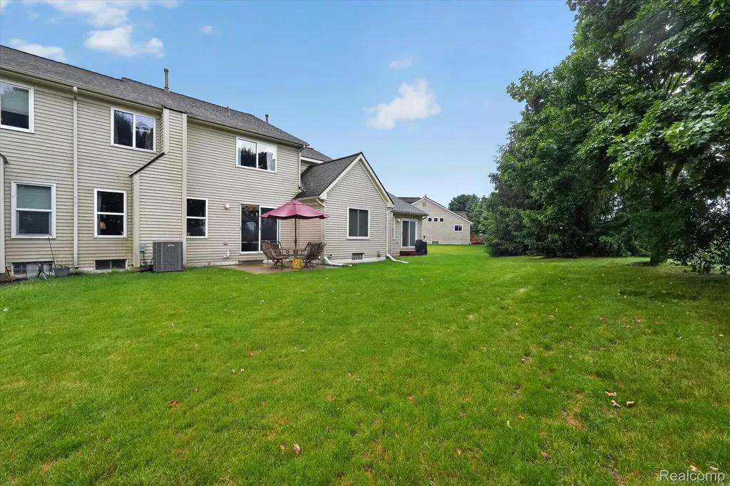 456 Lilly View Court Genoa Township MI 48843