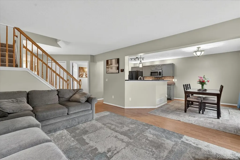 456 Lilly View Court Genoa Township MI 48843