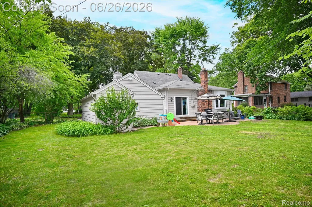 510 N Connecticut Avenue Royal Oak City MI 48067