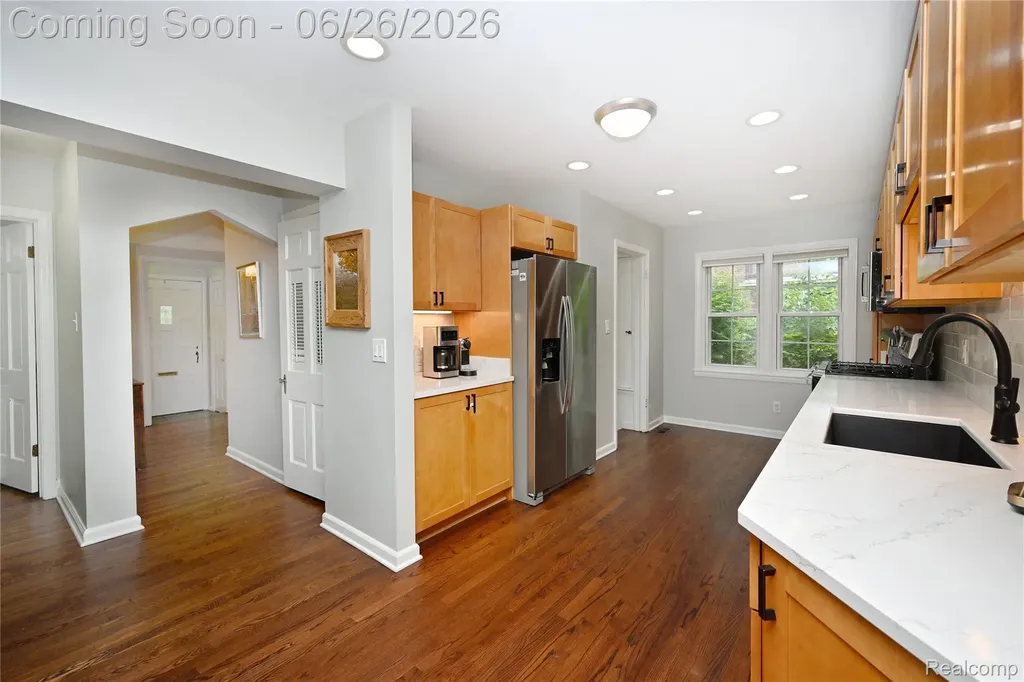 510 N Connecticut Avenue Royal Oak City MI 48067