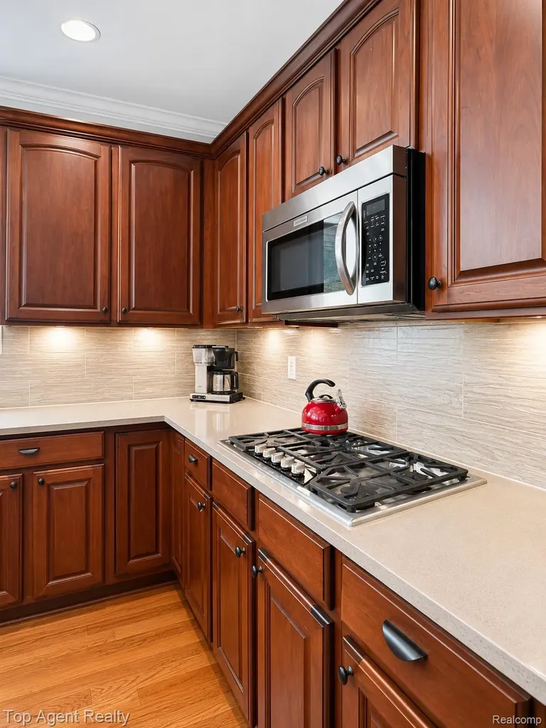 26321 Daria Circle E Lyon Charter Township MI 48178