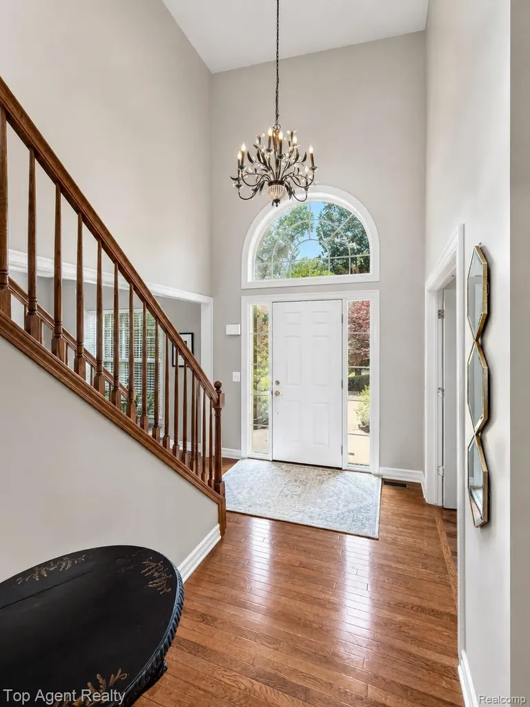 26321 Daria Circle E Lyon Charter Township MI 48178