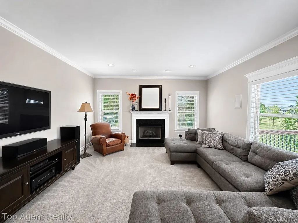 26321 Daria Circle E Lyon Charter Township MI 48178