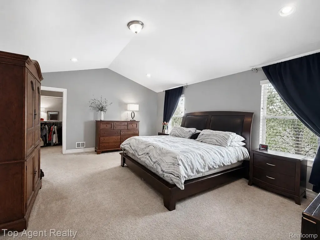 26321 Daria Circle E Lyon Charter Township MI 48178