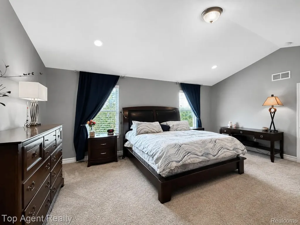 26321 Daria Circle E Lyon Charter Township MI 48178