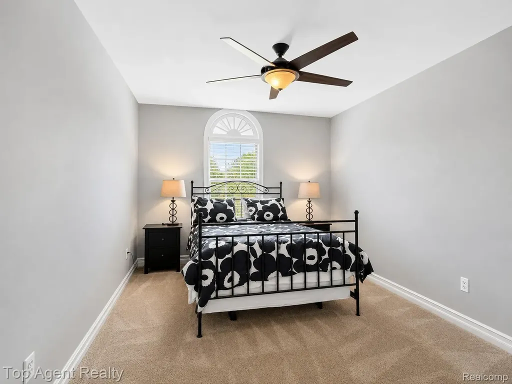 26321 Daria Circle E Lyon Charter Township MI 48178