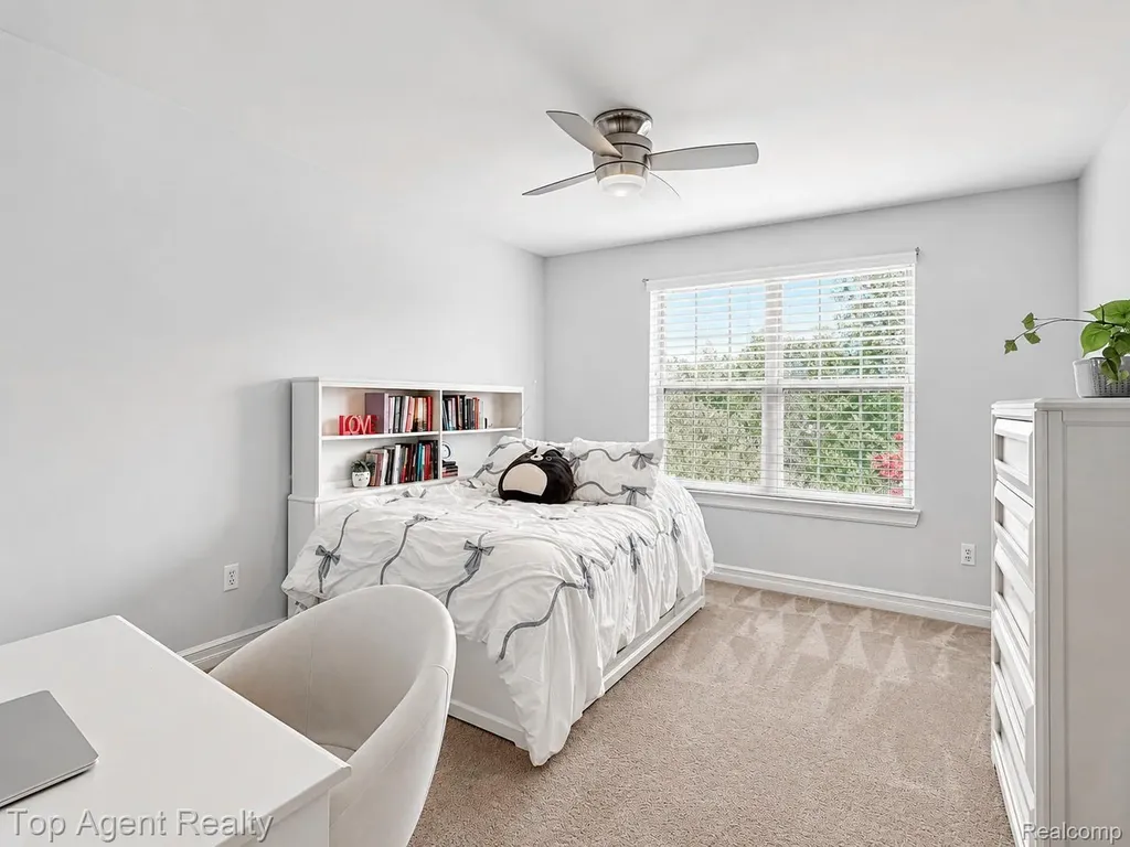 26321 Daria Circle E Lyon Charter Township MI 48178